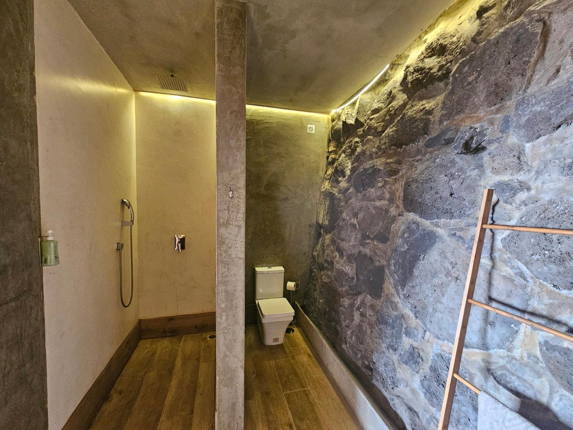 Les Terrasses Suites Calheta  Esterno foto