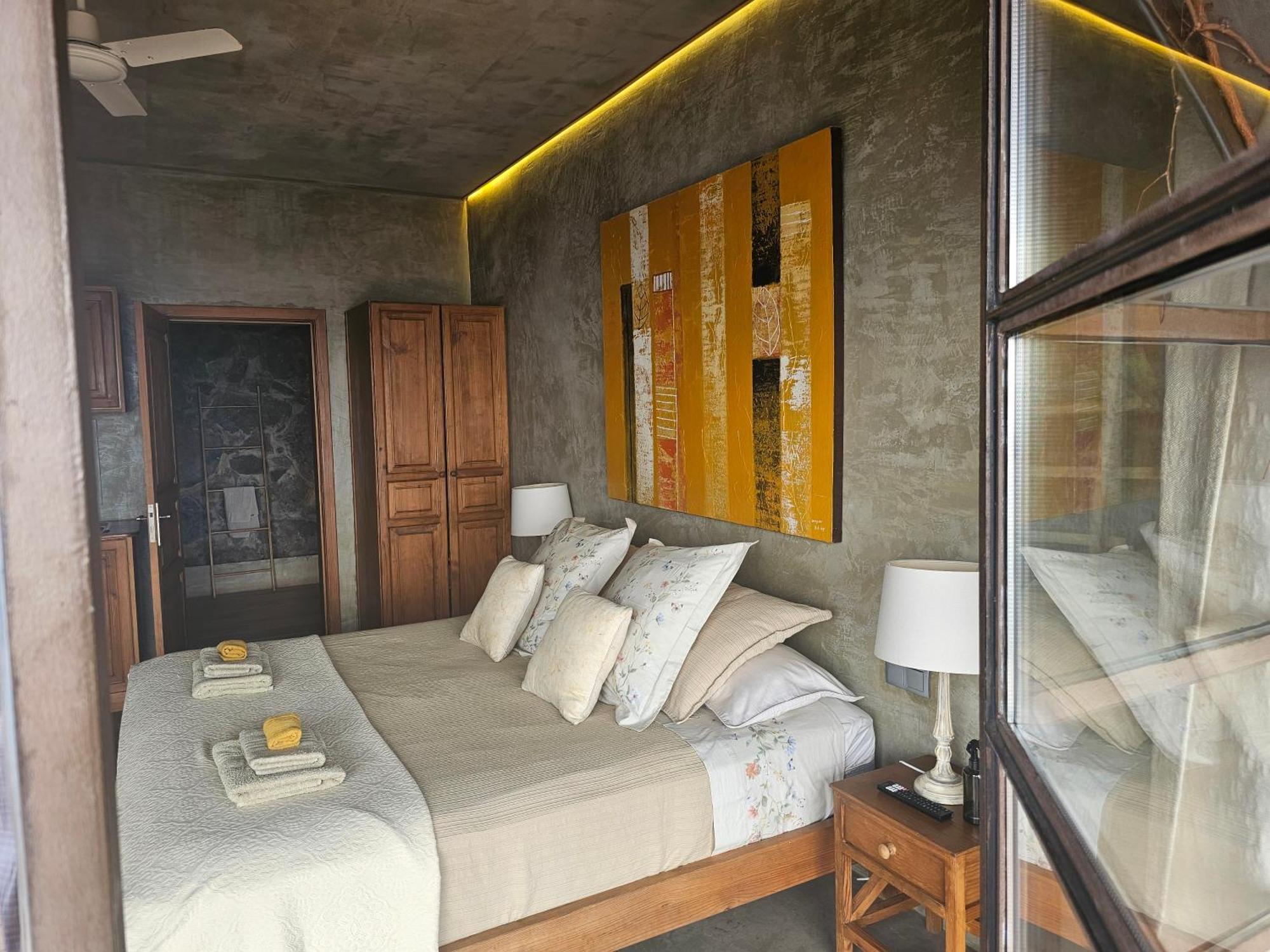 Les Terrasses Suites Calheta  Esterno foto