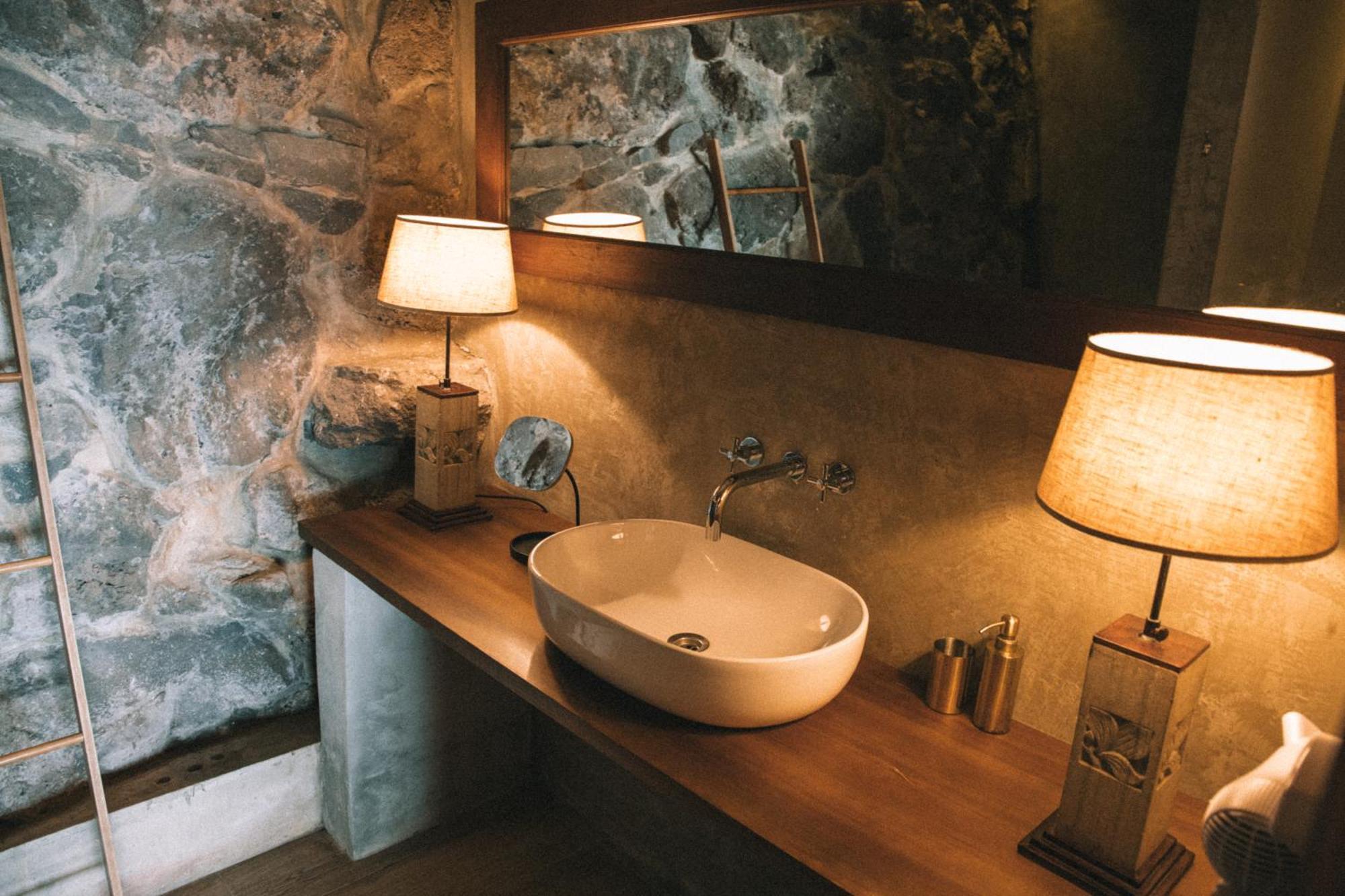 Les Terrasses Suites Calheta  Esterno foto